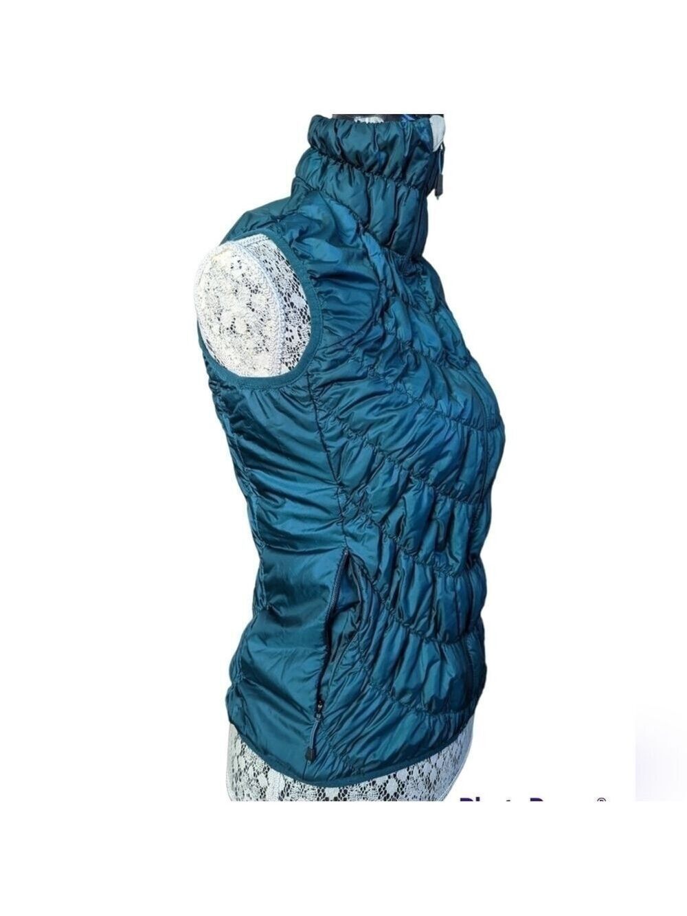 MEC Uplink Ruched Vest - Picture 5 of 11